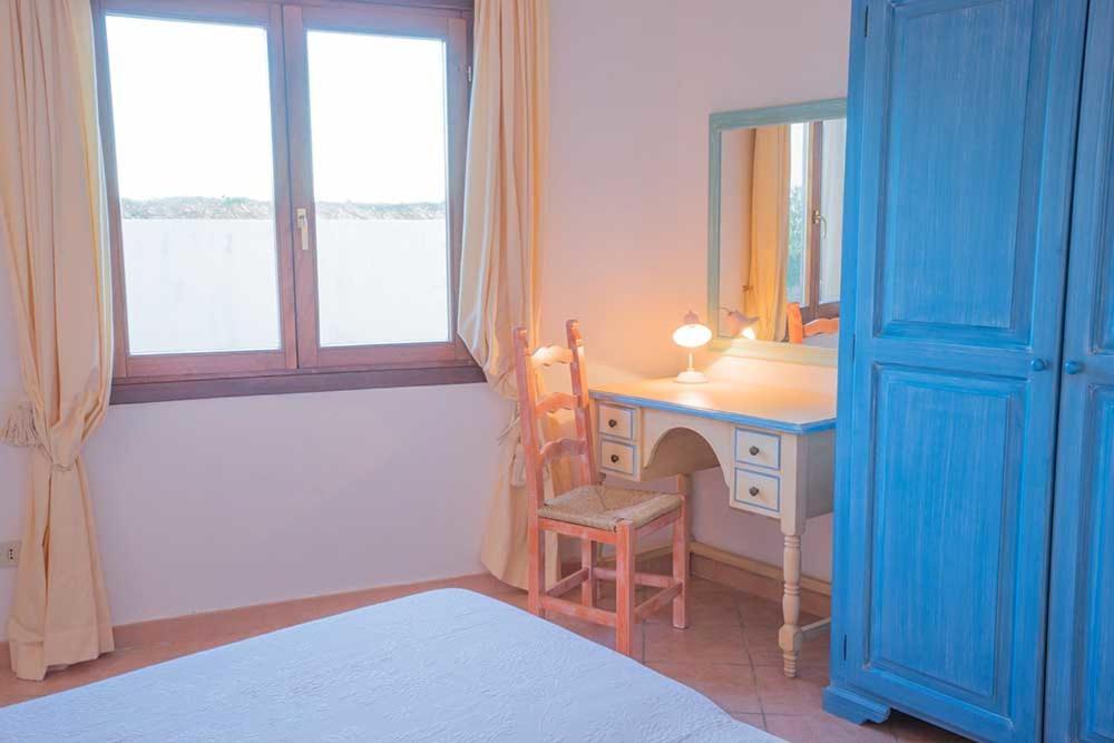 Residence Baia Sant Anna Con Piscina 타나우넬라 외부 사진